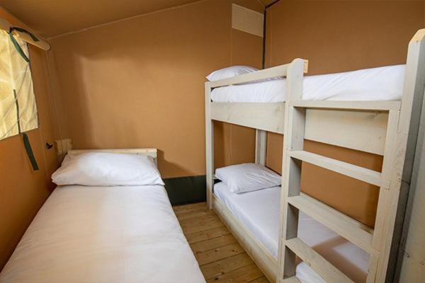 Eurocamp Tents At Campsite Polari Ровин Екстериор снимка