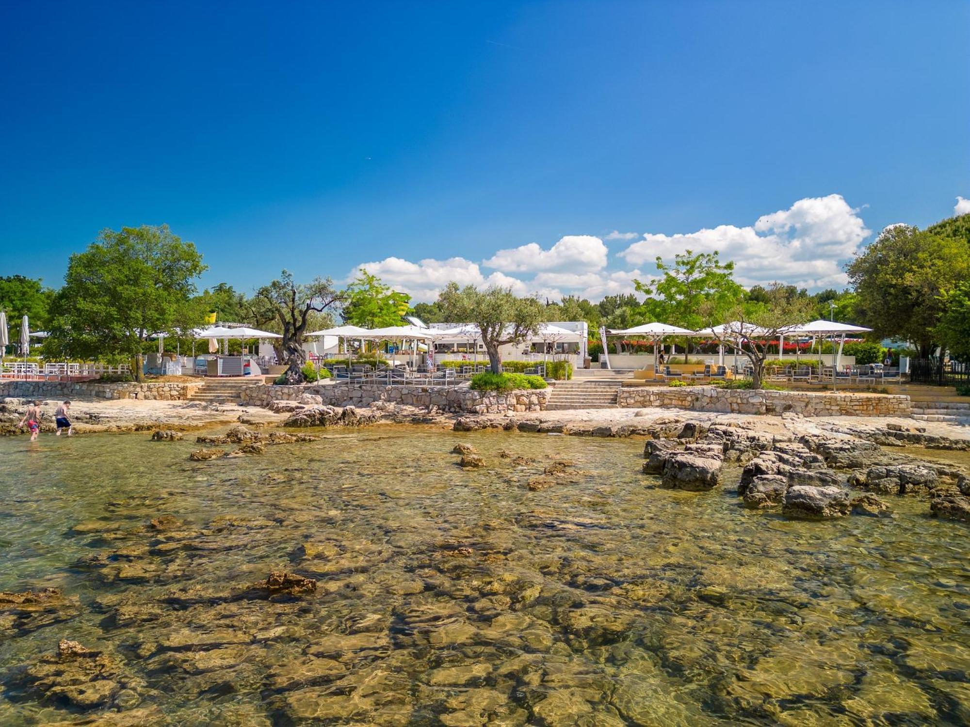 Eurocamp Tents At Campsite Polari Ровин Екстериор снимка
