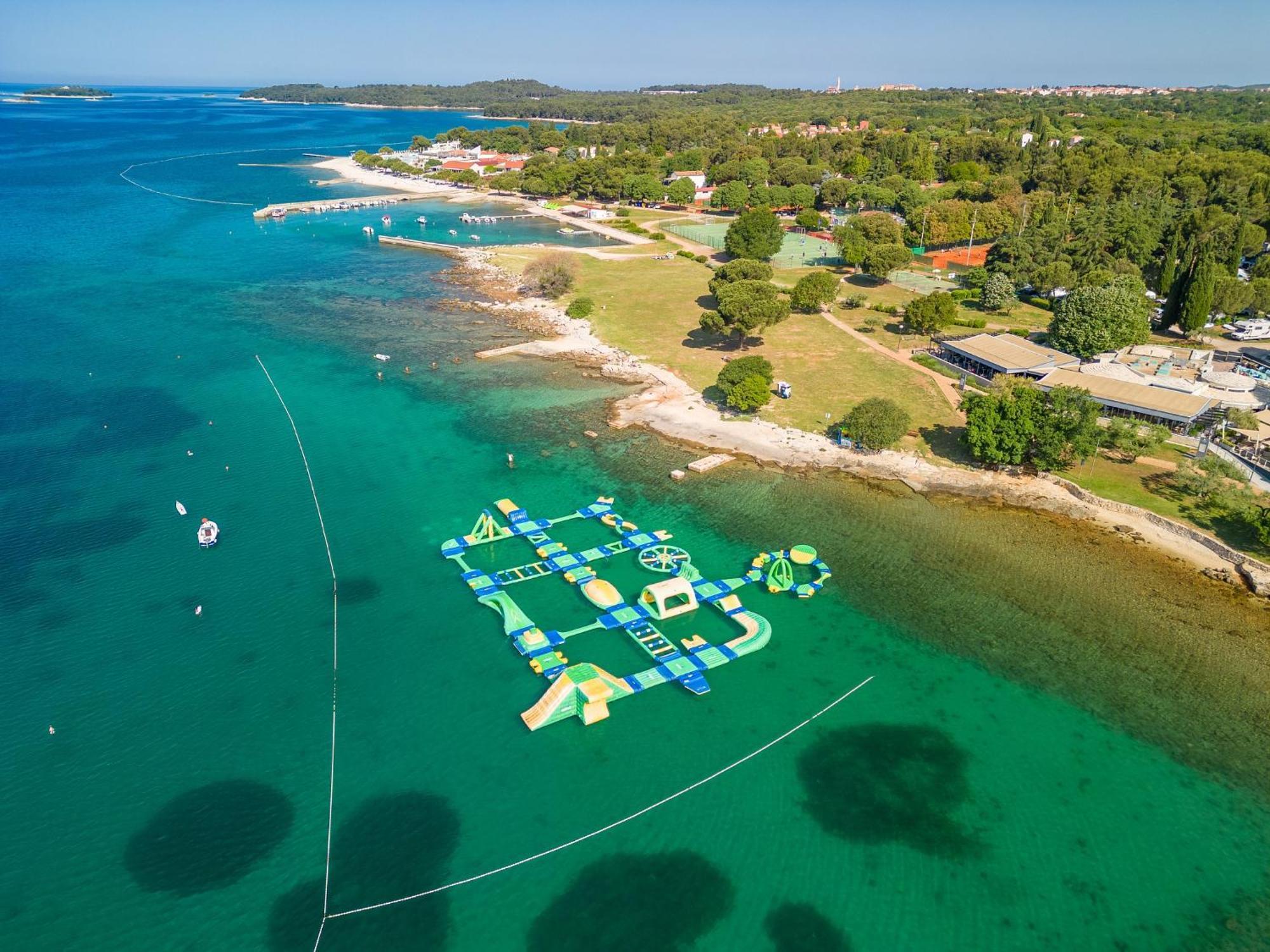 Eurocamp Tents At Campsite Polari Ровин Екстериор снимка